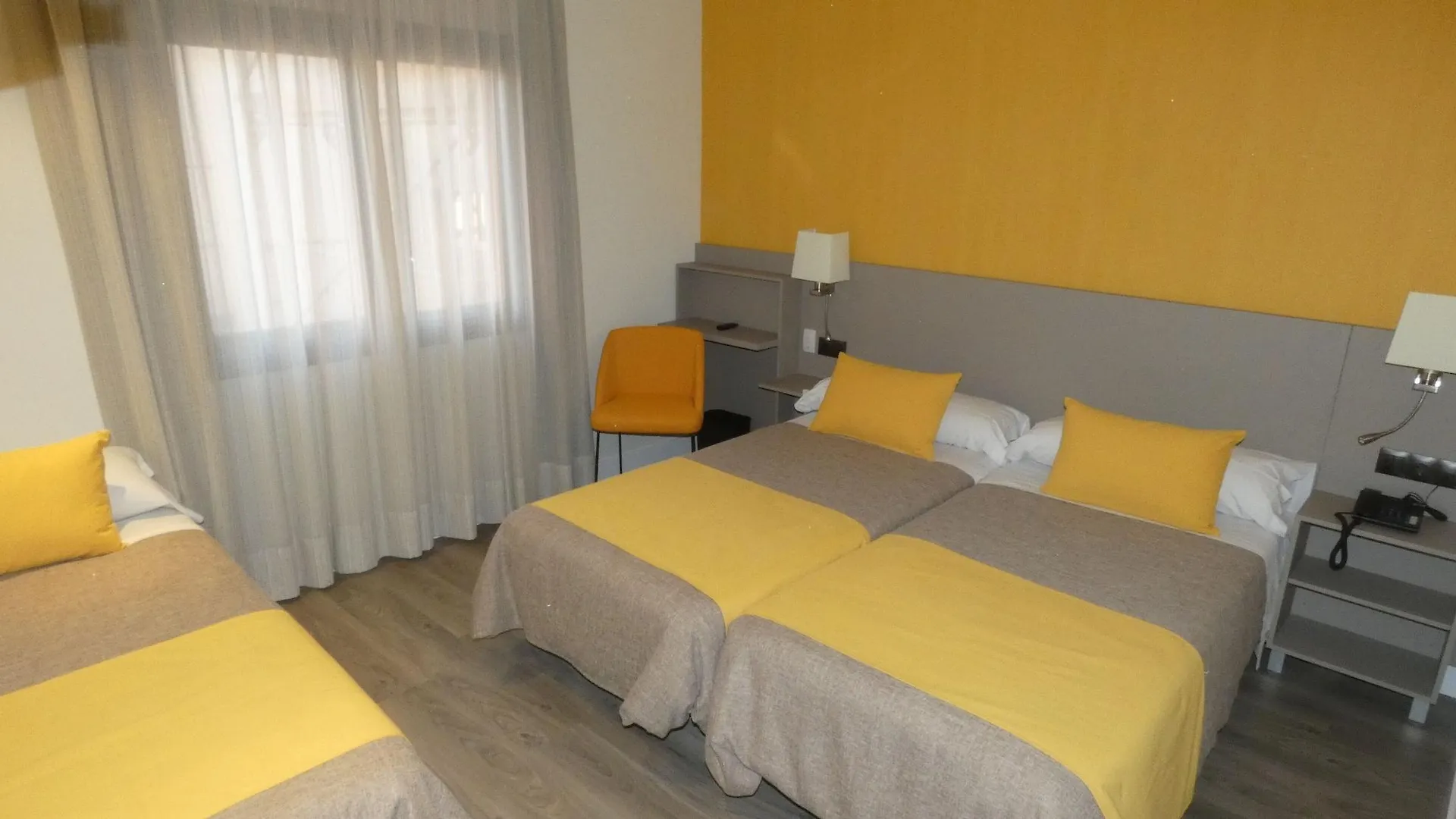 Hotel Zeus Málaga İspanya